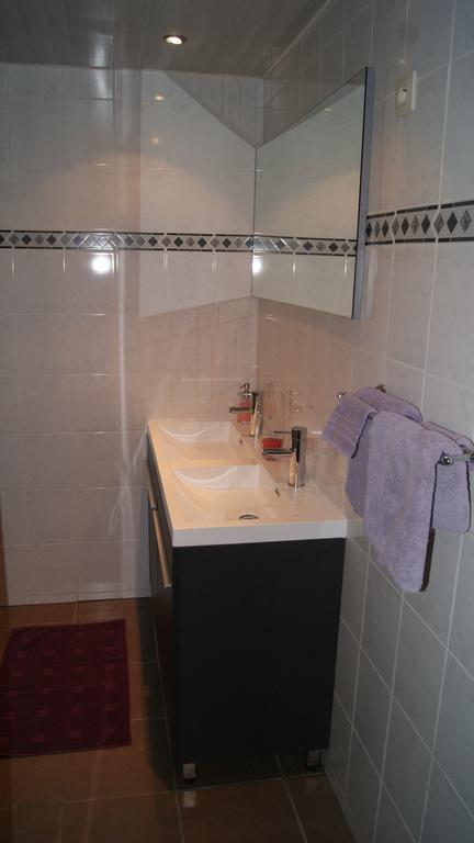 Fleurs-Sauvages Bed & Breakfast Hebronval Bilik gambar