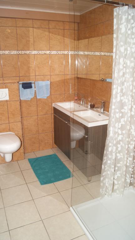 Fleurs-Sauvages Bed & Breakfast Hebronval Bilik gambar